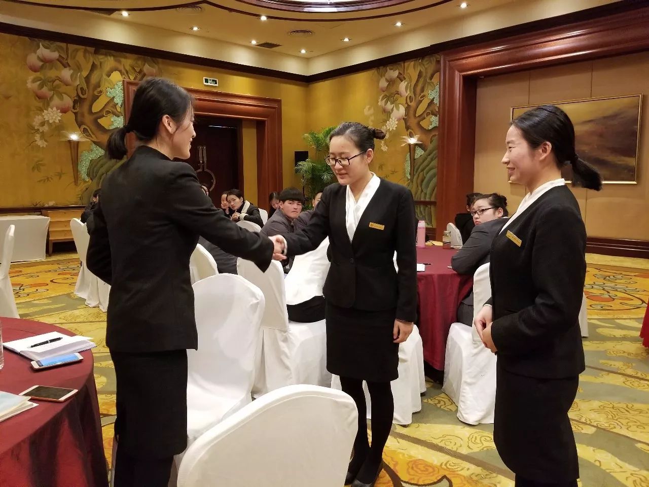 寧波開元名都大酒店2018年員工服務禮儀培訓圓滿結束